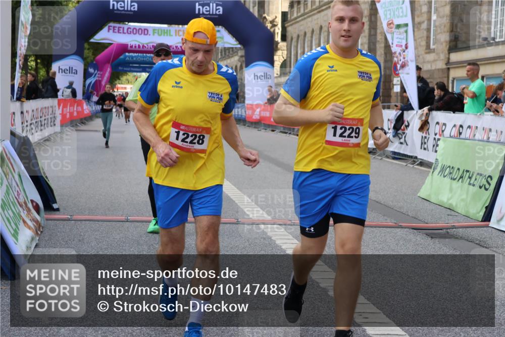 06.09.2026 - CURREX Alsterlauf Strokosch-Dieckow http://msf.ph/oto/10147483 06.09.2026 11:57:12 Ziel 1067, 1228, 1229, 1345, 1346, 8138, 8284 meine-sportfotos.de