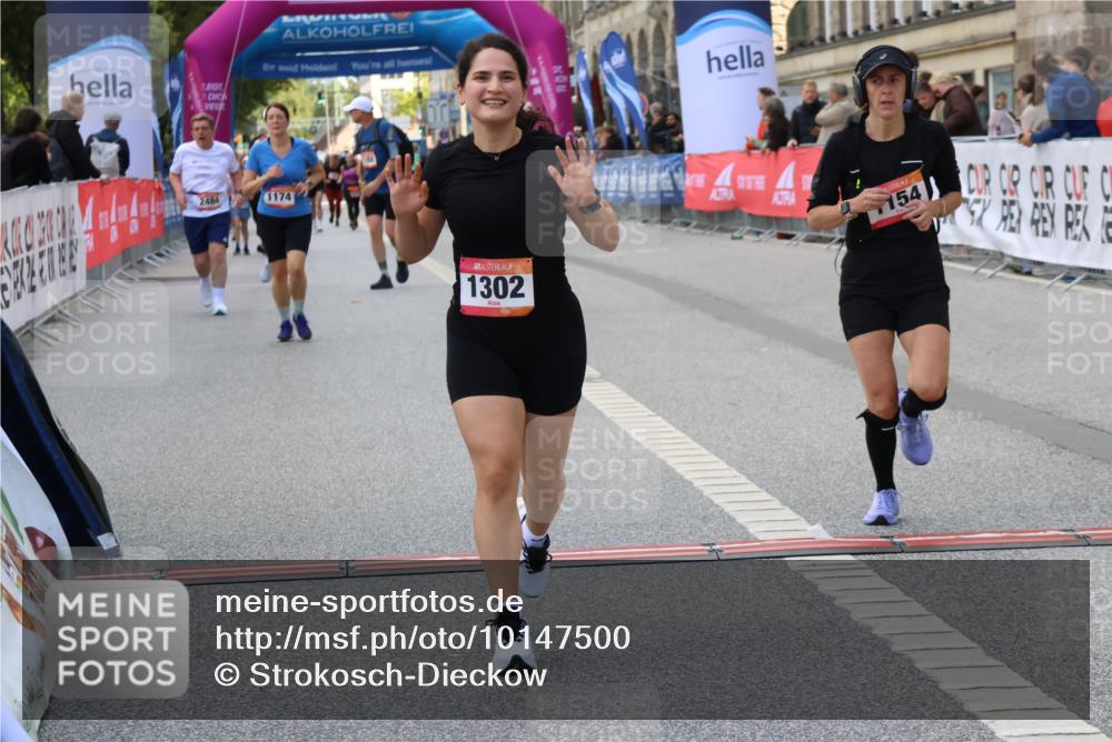 06.09.2026 - CURREX Alsterlauf Strokosch-Dieckow http://msf.ph/oto/10147500 06.09.2026 11:57:28 Ziel 1129, 1154, 1193, 1302 meine-sportfotos.de