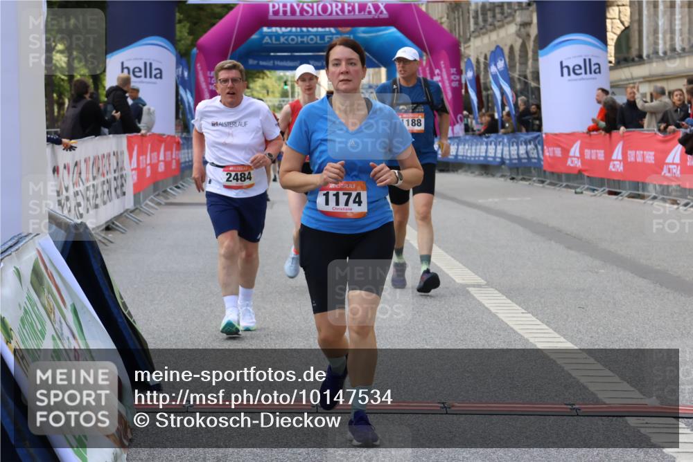 06.09.2026 - CURREX Alsterlauf Strokosch-Dieckow http://msf.ph/oto/10147534 06.09.2026 11:57:34 Ziel 1154, 1174, 1187, 1188, 1193, 1302, 2484 meine-sportfotos.de