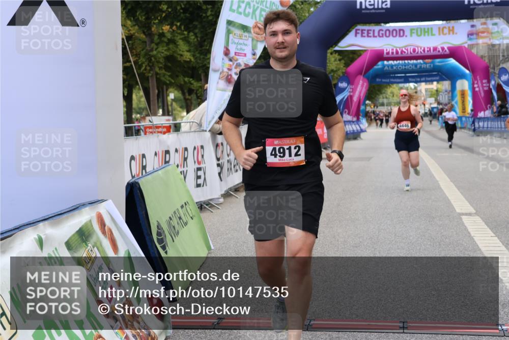 06.09.2026 - CURREX Alsterlauf Strokosch-Dieckow http://msf.ph/oto/10147535 06.09.2026 10:24:54 Ziel 3716, 4446, 4912, 4927 meine-sportfotos.de