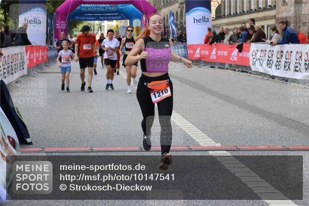 06.09.2026 - CURREX Alsterlauf Strokosch-Dieckow http://msf.ph/oto/10147541 06.09.2026 11:57:45 Ziel 1210, 1246, 8090 meine-sportfotos.de