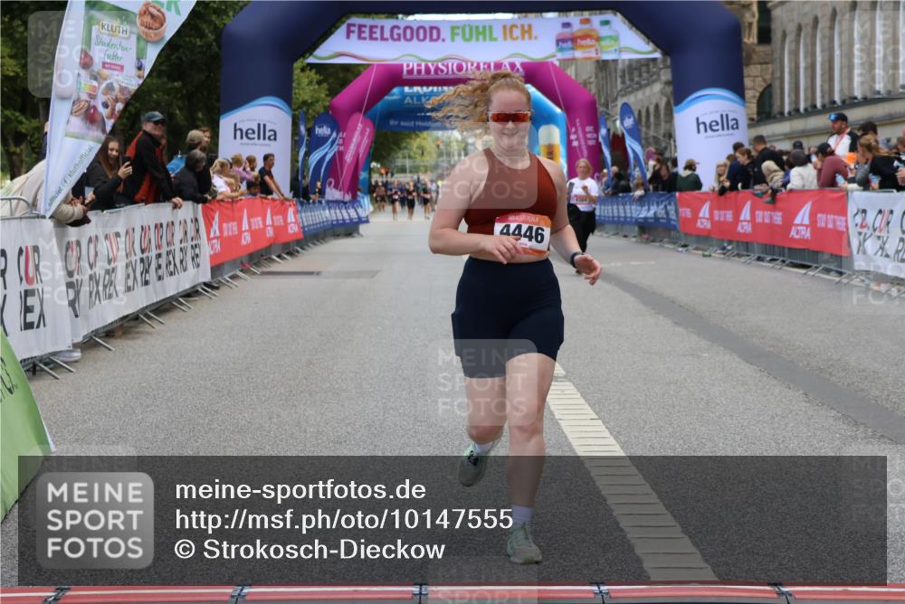 06.09.2026 - CURREX Alsterlauf Strokosch-Dieckow http://msf.ph/oto/10147555 06.09.2026 10:24:59 Ziel 3716, 4446, 4912, 4927 meine-sportfotos.de
