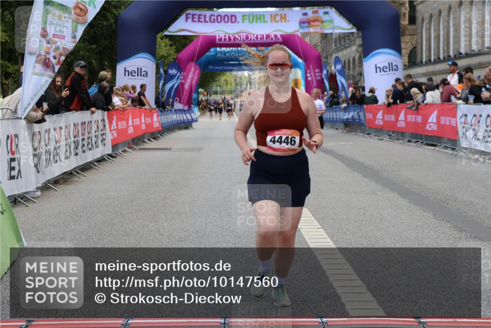 06.09.2026 - CURREX Alsterlauf Strokosch-Dieckow http://msf.ph/oto/10147560 06.09.2026 10:24:59 Ziel 3716, 4446, 4912, 4927 meine-sportfotos.de