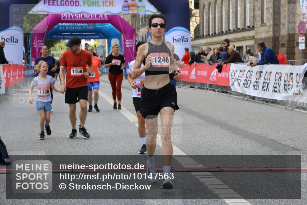 06.09.2026 - CURREX Alsterlauf Strokosch-Dieckow http://msf.ph/oto/10147563 06.09.2026 11:57:49 Ziel 1036, 1084, 1139, 1159, 1160, 1210, 1241, 1246, 8090 meine-sportfotos.de