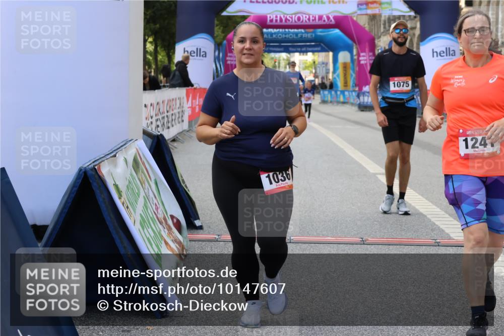 06.09.2026 - CURREX Alsterlauf Strokosch-Dieckow http://msf.ph/oto/10147607 06.09.2026 11:57:55 Ziel 1036, 1075, 1084, 1139, 1159, 1160, 1241, 1246, 8090 meine-sportfotos.de