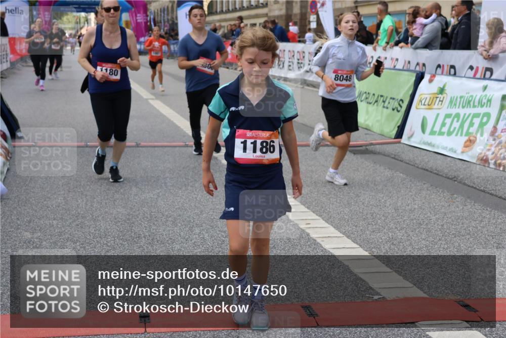 06.09.2026 - CURREX Alsterlauf Strokosch-Dieckow http://msf.ph/oto/10147650 06.09.2026 11:58:11 Ziel 1007, 1077, 1178, 1179, 1180, 1186, 1199, 1283, 8048, 8300 meine-sportfotos.de