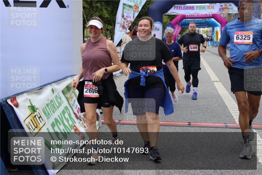 06.09.2026 - CURREX Alsterlauf Strokosch-Dieckow http://msf.ph/oto/10147693 06.09.2026 10:25:52 Ziel 2075, 2635, 2636, 3297, 3774, 4258, 4794, 5409, 6202, 6252, 6325 meine-sportfotos.de