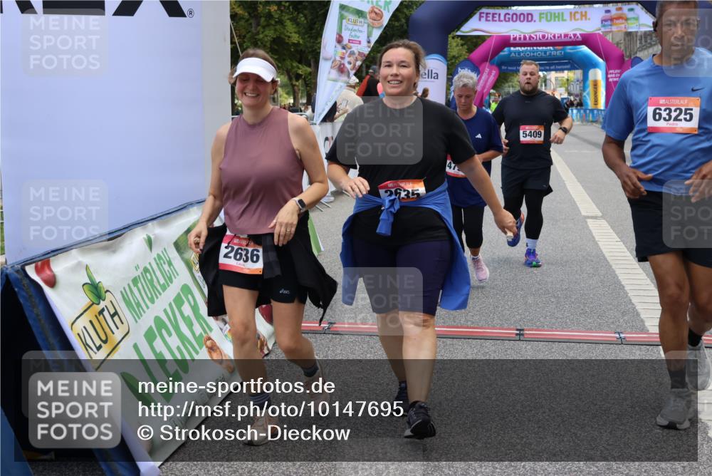 06.09.2026 - CURREX Alsterlauf Strokosch-Dieckow http://msf.ph/oto/10147695 06.09.2026 10:25:52 Ziel 2075, 2635, 2636, 3297, 3774, 4258, 4794, 5409, 6202, 6252, 6325 meine-sportfotos.de