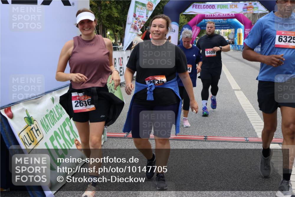 06.09.2026 - CURREX Alsterlauf Strokosch-Dieckow http://msf.ph/oto/10147705 06.09.2026 10:25:52 Ziel 2075, 2635, 2636, 3297, 3774, 4258, 4794, 5409, 6202, 6252, 6325 meine-sportfotos.de