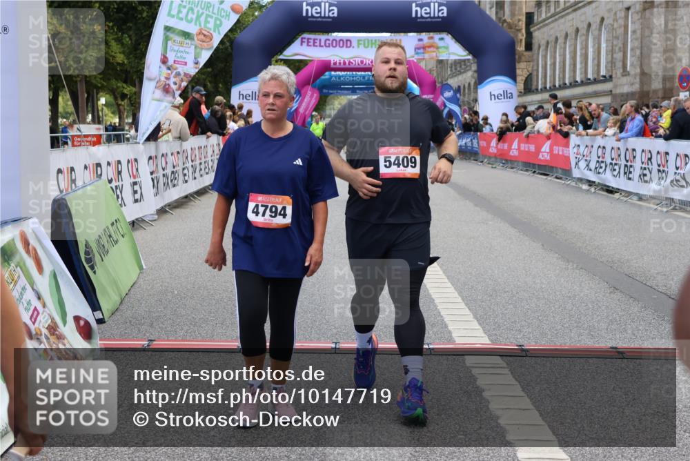 06.09.2026 - CURREX Alsterlauf Strokosch-Dieckow http://msf.ph/oto/10147719 06.09.2026 10:25:54 Ziel 2635, 2636, 3297, 4258, 4794, 5083, 5409, 6252, 6325 meine-sportfotos.de