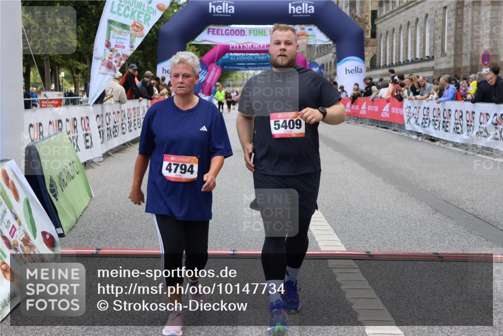 06.09.2026 - CURREX Alsterlauf Strokosch-Dieckow http://msf.ph/oto/10147734 06.09.2026 10:25:54 Ziel 2635, 2636, 3297, 4258, 4794, 5083, 5409, 6252, 6325 meine-sportfotos.de