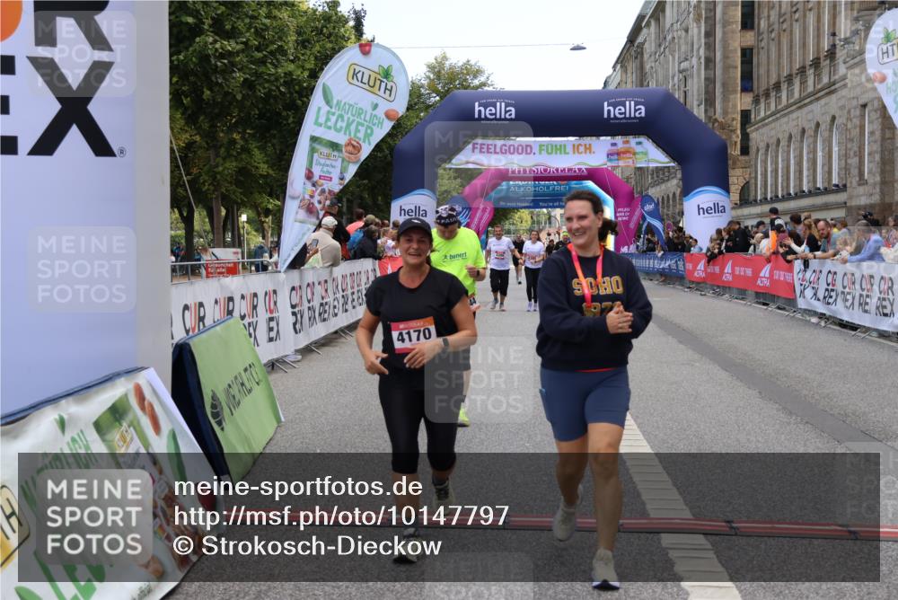 06.09.2026 - CURREX Alsterlauf Strokosch-Dieckow http://msf.ph/oto/10147797 06.09.2026 10:26:15 Ziel 2439, 2468, 4170, 5944 meine-sportfotos.de