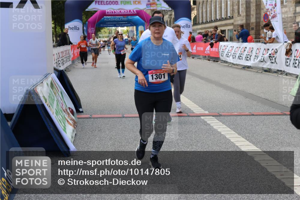 06.09.2026 - CURREX Alsterlauf Strokosch-Dieckow http://msf.ph/oto/10147805 06.09.2026 11:58:56 Ziel 1111, 1224, 1301, 1327, 1329, 4444, 8046 meine-sportfotos.de