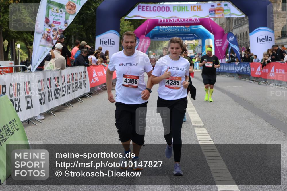 06.09.2026 - CURREX Alsterlauf Strokosch-Dieckow http://msf.ph/oto/10147827 06.09.2026 10:26:23 Ziel 4168, 4385, 4386, 5944 meine-sportfotos.de
