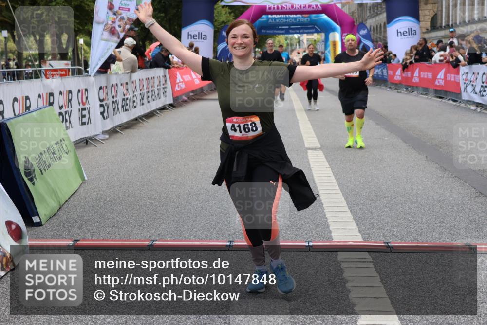 06.09.2026 - CURREX Alsterlauf Strokosch-Dieckow http://msf.ph/oto/10147848 06.09.2026 10:26:27 Ziel 3653, 4168, 4385, 4386 meine-sportfotos.de