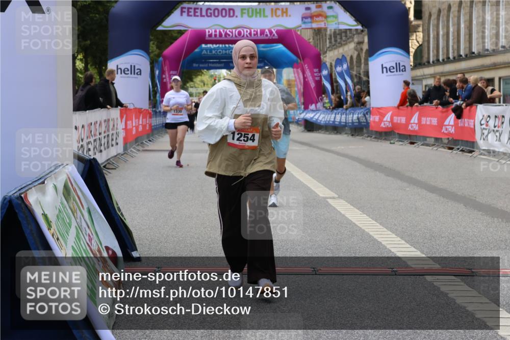 06.09.2026 - CURREX Alsterlauf Strokosch-Dieckow http://msf.ph/oto/10147851 06.09.2026 11:59:13 Ziel 1081, 1254, 1304 meine-sportfotos.de