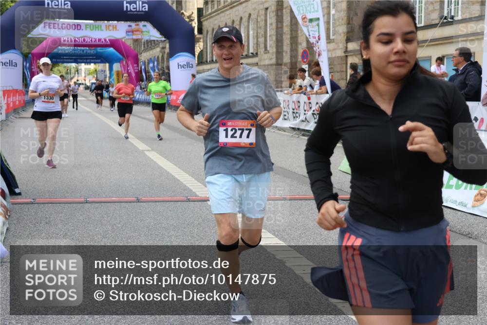 06.09.2026 - CURREX Alsterlauf Strokosch-Dieckow http://msf.ph/oto/10147875 06.09.2026 11:59:17 Ziel 1037, 1038, 1254, 1304, 1330 meine-sportfotos.de