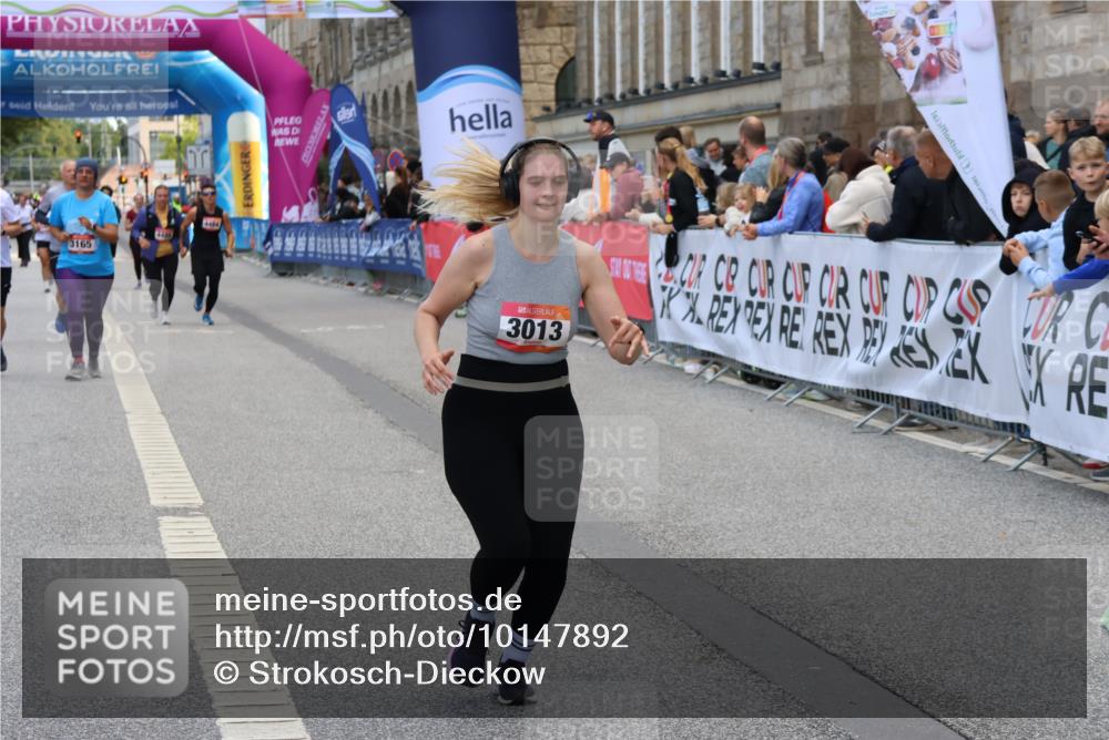 06.09.2026 - CURREX Alsterlauf Strokosch-Dieckow http://msf.ph/oto/10147892 06.09.2026 10:26:46 Ziel 3013, 5058 meine-sportfotos.de