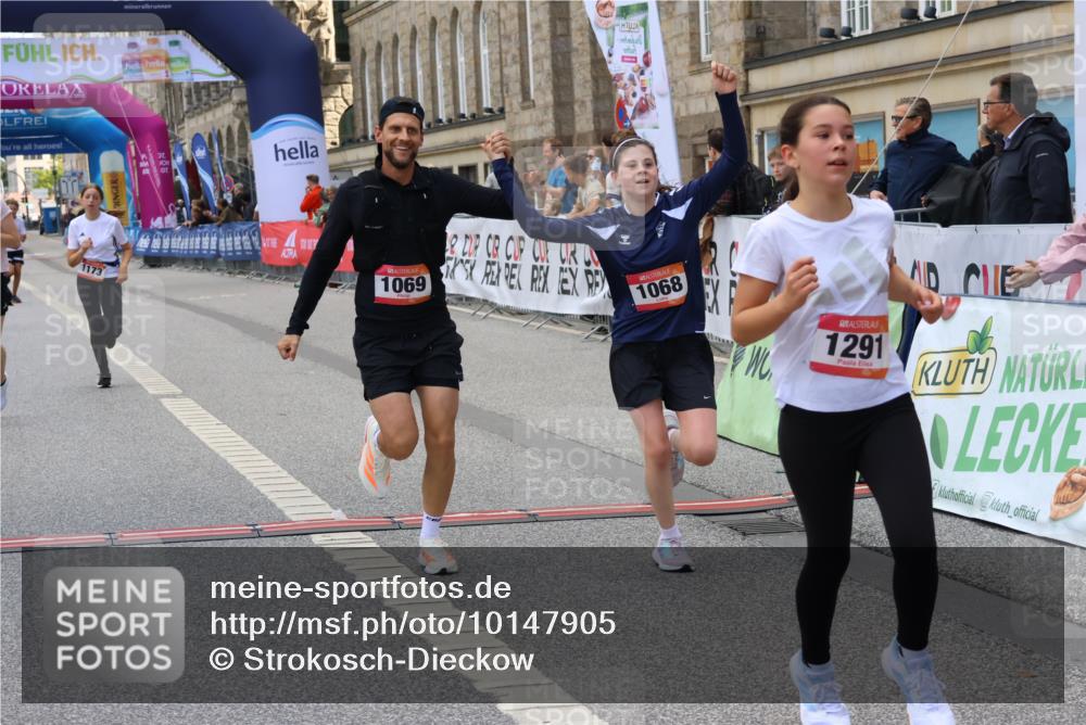 06.09.2026 - CURREX Alsterlauf Strokosch-Dieckow http://msf.ph/oto/10147905 06.09.2026 11:59:27 Ziel 1018, 1037, 1038, 1068, 1069, 1173, 1261, 1291 meine-sportfotos.de