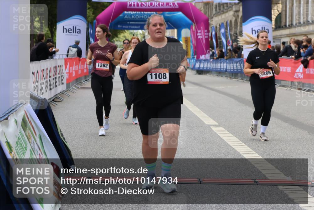 06.09.2026 - CURREX Alsterlauf Strokosch-Dieckow http://msf.ph/oto/10147934 06.09.2026 11:59:36 Ziel 1018, 1108, 1173, 1215, 1261, 1262, 1266 meine-sportfotos.de