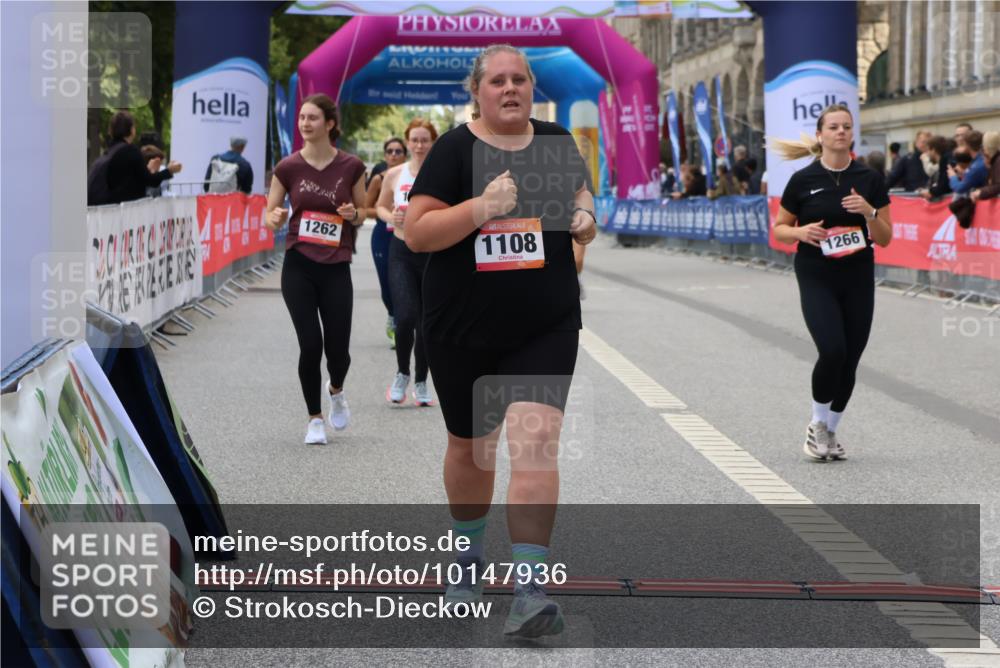 06.09.2026 - CURREX Alsterlauf Strokosch-Dieckow http://msf.ph/oto/10147936 06.09.2026 11:59:36 Ziel 1018, 1108, 1173, 1215, 1261, 1262, 1266 meine-sportfotos.de