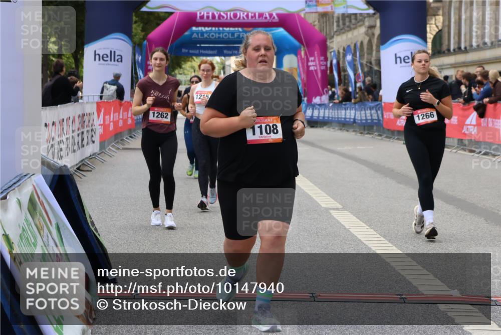 06.09.2026 - CURREX Alsterlauf Strokosch-Dieckow http://msf.ph/oto/10147940 06.09.2026 11:59:36 Ziel 1018, 1108, 1173, 1215, 1261, 1262, 1266 meine-sportfotos.de