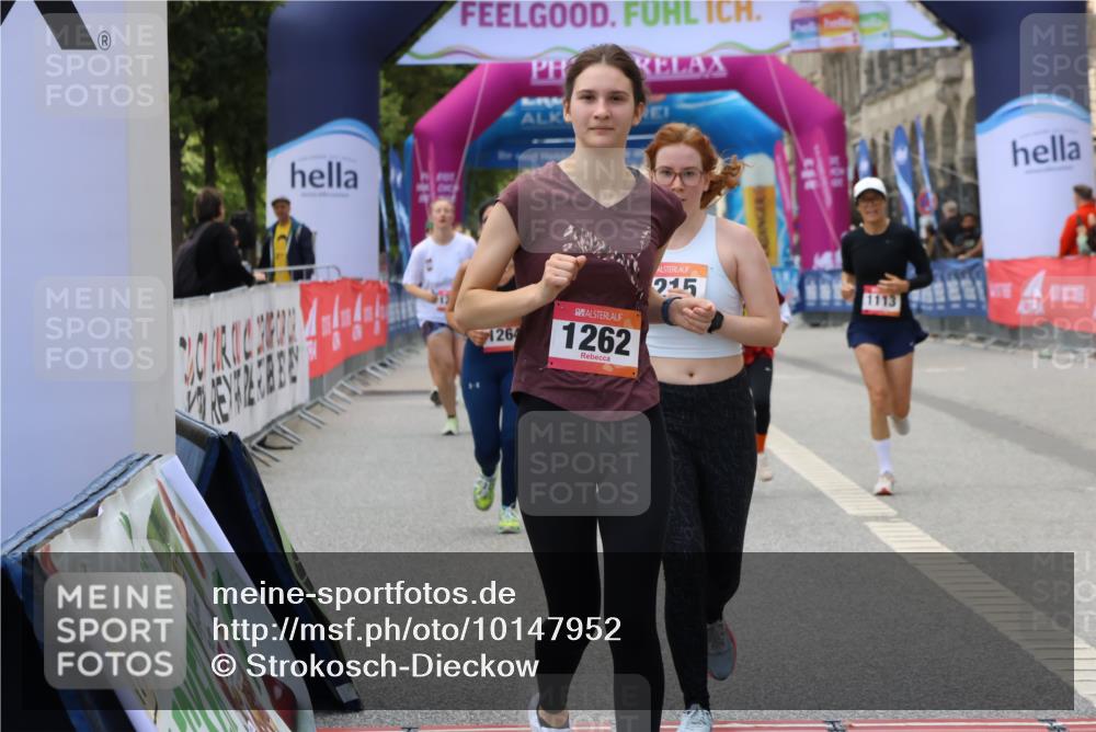 06.09.2026 - CURREX Alsterlauf Strokosch-Dieckow http://msf.ph/oto/10147952 06.09.2026 11:59:39 Ziel 1006, 1018, 1108, 1215, 1262, 1266 meine-sportfotos.de