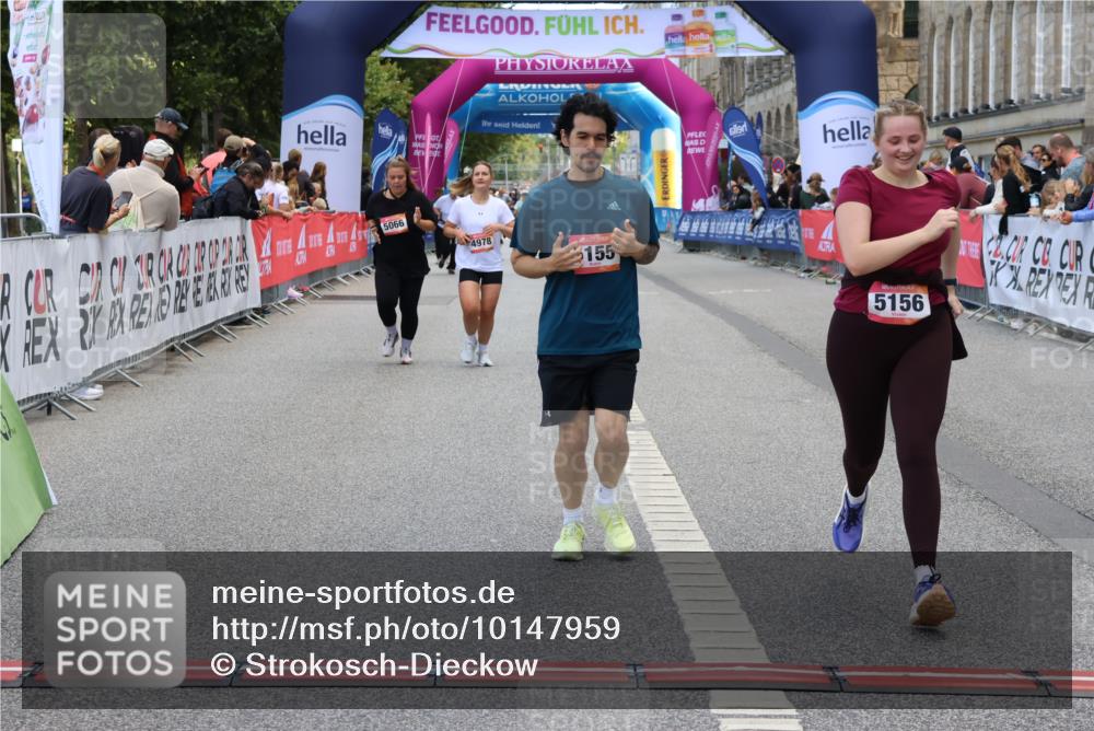 06.09.2026 - CURREX Alsterlauf Strokosch-Dieckow http://msf.ph/oto/10147959 06.09.2026 10:27:00 Ziel 2253, 2790, 2791, 3165, 4484, 4489, 4978, 5066, 5155, 5156 meine-sportfotos.de