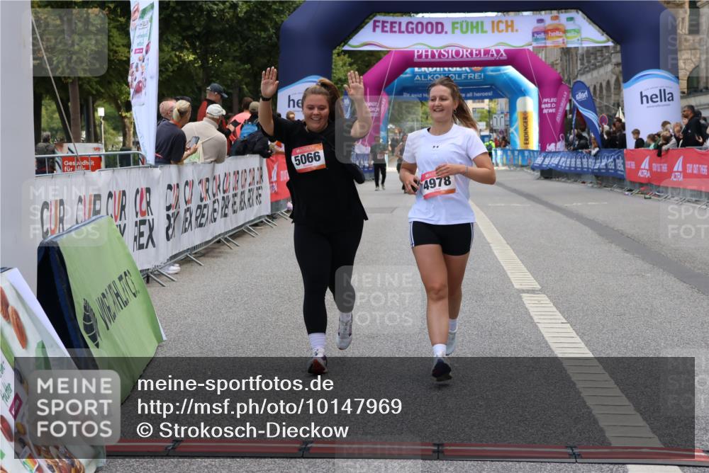 06.09.2026 - CURREX Alsterlauf Strokosch-Dieckow http://msf.ph/oto/10147969 06.09.2026 10:27:04 Ziel 4484, 4489, 4978, 5066, 5155, 5156 meine-sportfotos.de