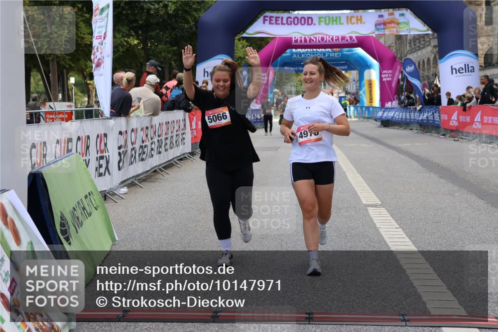 06.09.2026 - CURREX Alsterlauf Strokosch-Dieckow http://msf.ph/oto/10147971 06.09.2026 10:27:04 Ziel 4484, 4489, 4978, 5066, 5155, 5156 meine-sportfotos.de