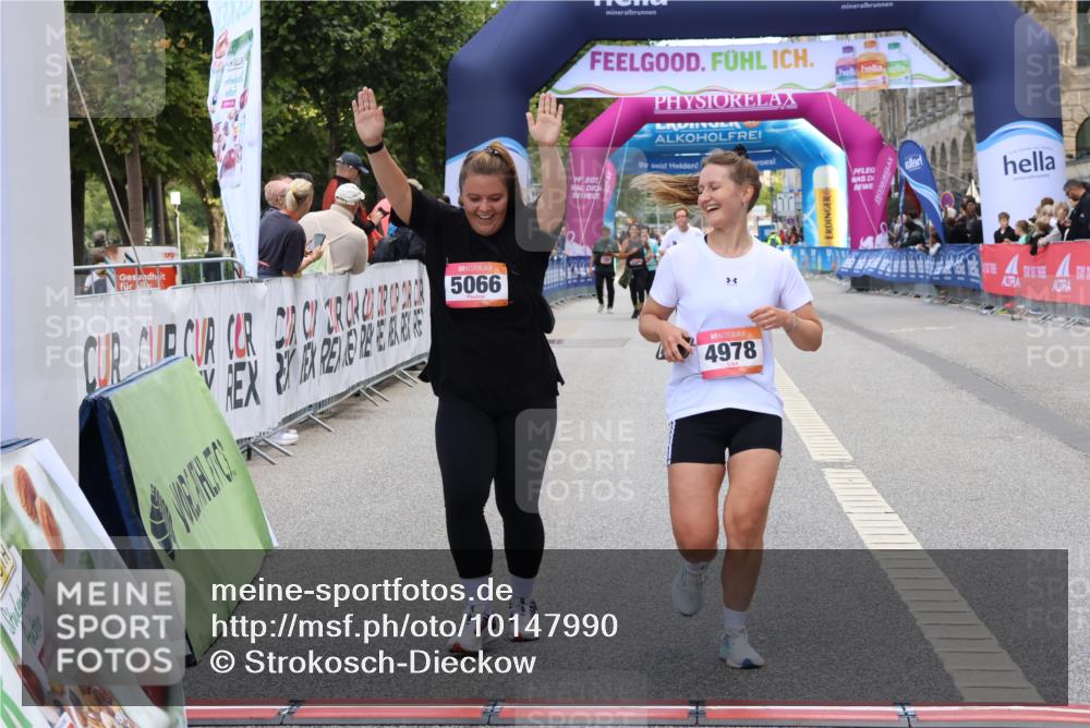 06.09.2026 - CURREX Alsterlauf Strokosch-Dieckow http://msf.ph/oto/10147990 06.09.2026 10:27:05 Ziel 4484, 4489, 4978, 5066, 5155, 5156 meine-sportfotos.de