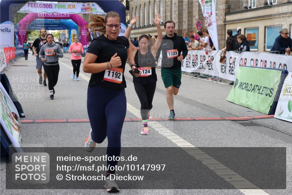 06.09.2026 - CURREX Alsterlauf Strokosch-Dieckow http://msf.ph/oto/10147997 06.09.2026 11:59:53 Ziel 1076, 1098, 1120, 1124, 1192, 1205, 1206, 1223, 1247, 1275, 1323, 1340, 8139 meine-sportfotos.de