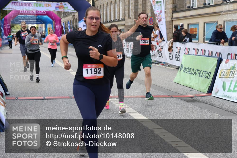 06.09.2026 - CURREX Alsterlauf Strokosch-Dieckow http://msf.ph/oto/10148008 06.09.2026 11:59:53 Ziel 1076, 1098, 1120, 1124, 1192, 1205, 1206, 1223, 1247, 1275, 1323, 1340, 8139 meine-sportfotos.de
