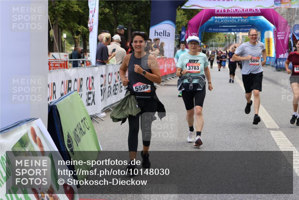 06.09.2026 - CURREX Alsterlauf Strokosch-Dieckow http://msf.ph/oto/10148030 06.09.2026 10:27:18 Ziel 2052, 3783, 5894, 5895 meine-sportfotos.de