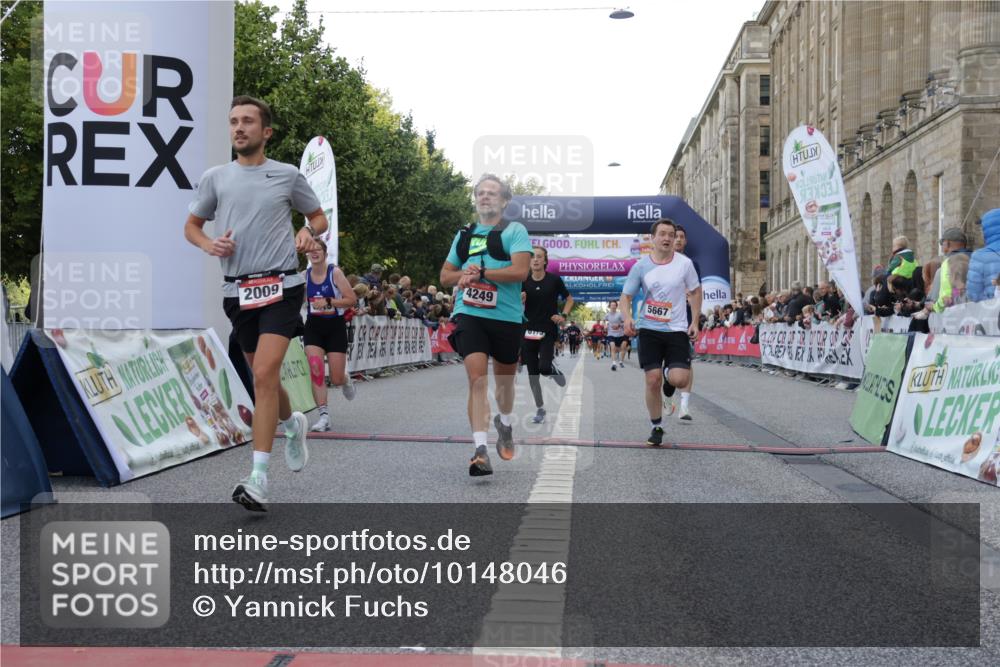 06.09.2026 - CURREX Alsterlauf Yannick Fuchs http://msf.ph/oto/10148046 06.09.2026 09:49:16 Ziel 2009, 2216, 3383, 3845, 3898, 4249, 5331, 5448, 5667, 5924, 6173, 6380, 6415, 8065 meine-sportfotos.de