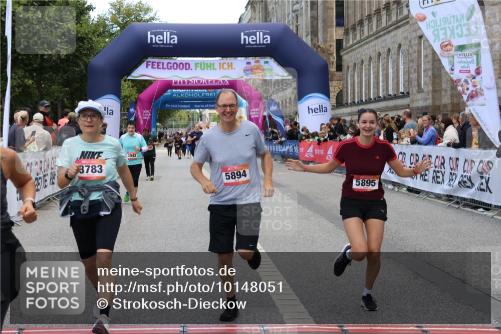 06.09.2026 - CURREX Alsterlauf Strokosch-Dieckow http://msf.ph/oto/10148051 06.09.2026 10:27:19 Ziel 2052, 3783, 5894, 5895 meine-sportfotos.de