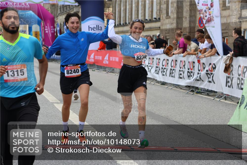 06.09.2026 - CURREX Alsterlauf Strokosch-Dieckow http://msf.ph/oto/10148073 06.09.2026 12:00:10 Ziel 1104, 1276, 1289, 1315, 1322, 8239, 8240 meine-sportfotos.de
