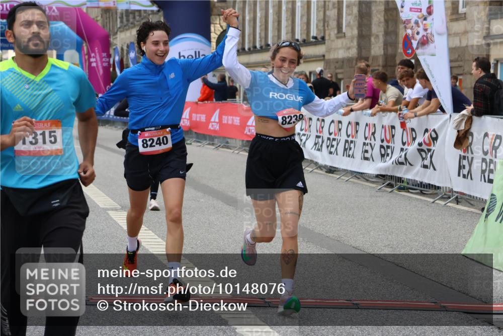 06.09.2026 - CURREX Alsterlauf Strokosch-Dieckow http://msf.ph/oto/10148076 06.09.2026 12:00:10 Ziel 1104, 1276, 1289, 1315, 1322, 8239, 8240 meine-sportfotos.de