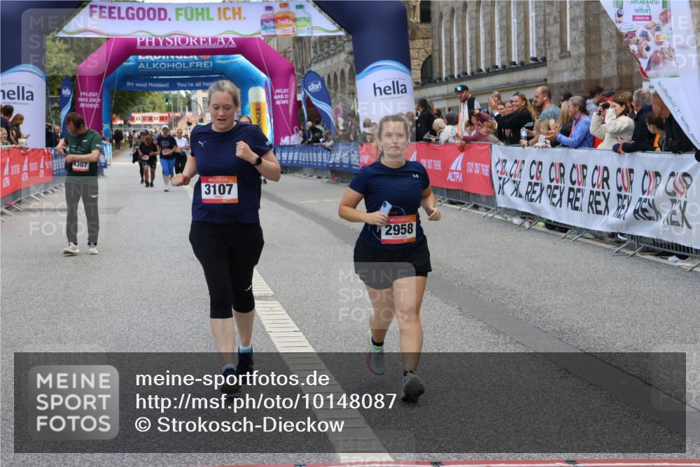 06.09.2026 - CURREX Alsterlauf Strokosch-Dieckow http://msf.ph/oto/10148087 06.09.2026 10:27:28 Ziel 3043 meine-sportfotos.de