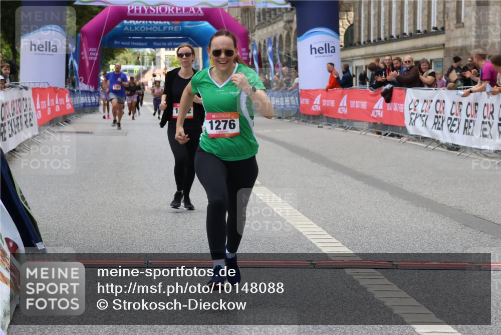06.09.2026 - CURREX Alsterlauf Strokosch-Dieckow http://msf.ph/oto/10148088 06.09.2026 12:00:13 Ziel 1104, 1276, 1289, 1315, 1322, 8239, 8240 meine-sportfotos.de