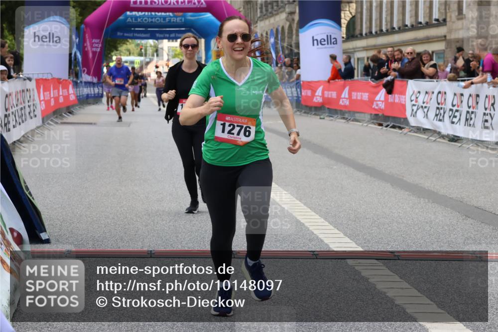 06.09.2026 - CURREX Alsterlauf Strokosch-Dieckow http://msf.ph/oto/10148097 06.09.2026 12:00:13 Ziel 1104, 1276, 1289, 1315, 1322, 8239, 8240 meine-sportfotos.de