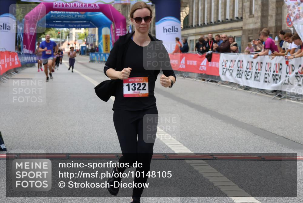 06.09.2026 - CURREX Alsterlauf Strokosch-Dieckow http://msf.ph/oto/10148105 06.09.2026 12:00:15 Ziel 1104, 1276, 1315, 1322, 8239, 8240 meine-sportfotos.de