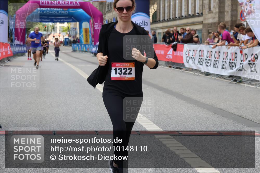 06.09.2026 - CURREX Alsterlauf Strokosch-Dieckow http://msf.ph/oto/10148110 06.09.2026 12:00:15 Ziel 1104, 1276, 1315, 1322, 8239, 8240 meine-sportfotos.de