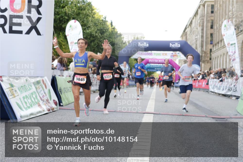 06.09.2026 - CURREX Alsterlauf Yannick Fuchs http://msf.ph/oto/10148154 06.09.2026 09:49:20 Ziel 1045, 2009, 2216, 3383, 3845, 3940, 4249, 4722, 4999, 5331, 5667, 5784, 5924, 6173, 6415, 8065 meine-sportfotos.de