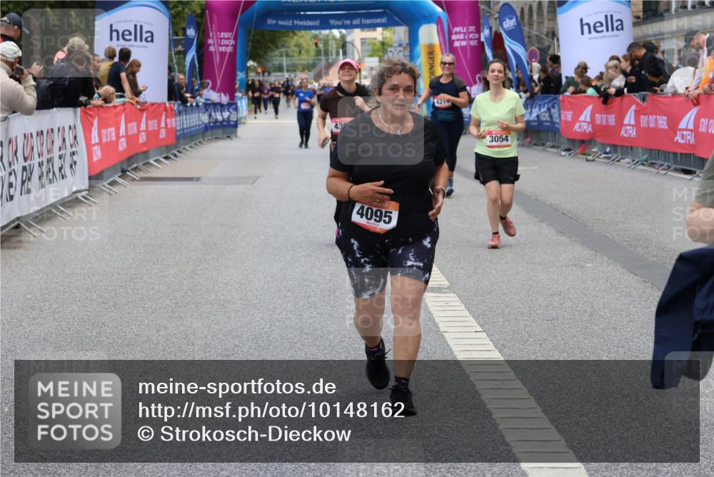 06.09.2026 - CURREX Alsterlauf Strokosch-Dieckow http://msf.ph/oto/10148162 06.09.2026 10:27:48 Ziel 3054, 4095, 4351, 4544, 5478, 8053 meine-sportfotos.de