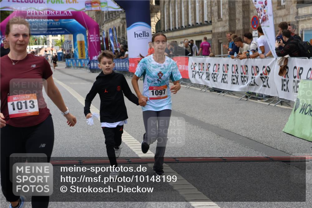 06.09.2026 - CURREX Alsterlauf Strokosch-Dieckow http://msf.ph/oto/10148199 06.09.2026 12:00:49 Ziel 1013, 1097, 1231, 1272, 1280 meine-sportfotos.de