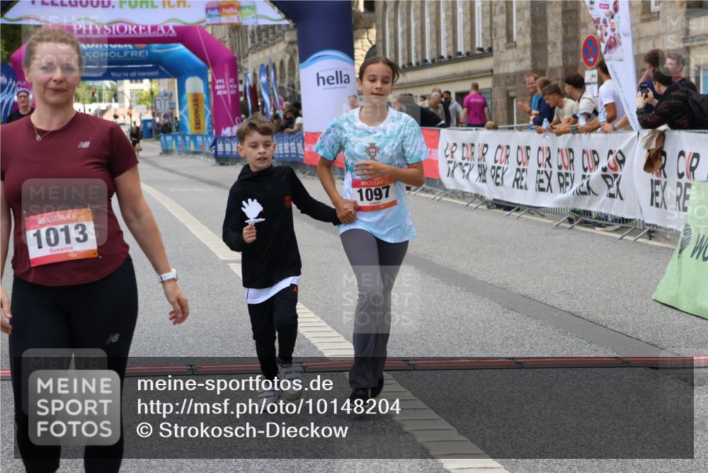 06.09.2026 - CURREX Alsterlauf Strokosch-Dieckow http://msf.ph/oto/10148204 06.09.2026 12:00:49 Ziel 1013, 1097, 1231, 1272, 1280 meine-sportfotos.de