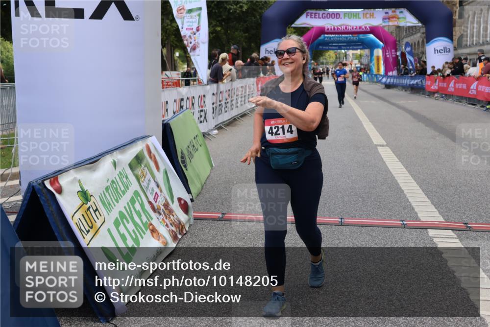 06.09.2026 - CURREX Alsterlauf Strokosch-Dieckow http://msf.ph/oto/10148205 06.09.2026 10:27:57 Ziel 3054, 4214, 4351 meine-sportfotos.de