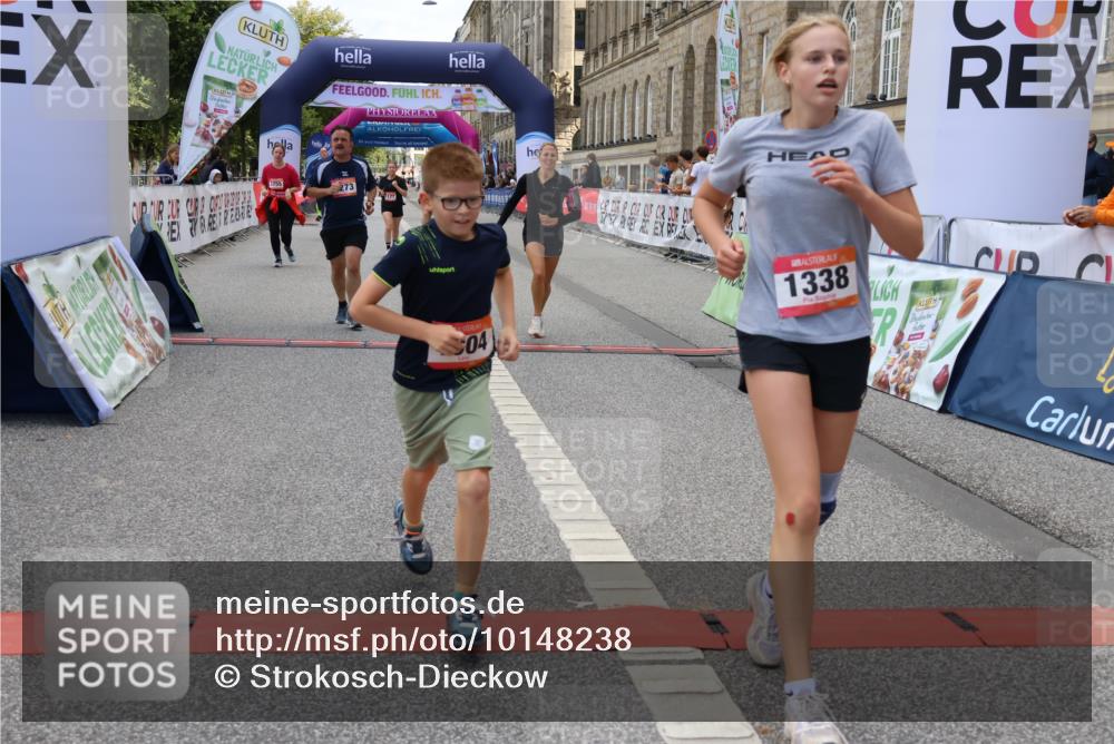 06.09.2026 - CURREX Alsterlauf Strokosch-Dieckow http://msf.ph/oto/10148238 06.09.2026 12:01:07 Ziel 1170, 1177, 1270, 1273, 1338, 3755, 4802 meine-sportfotos.de