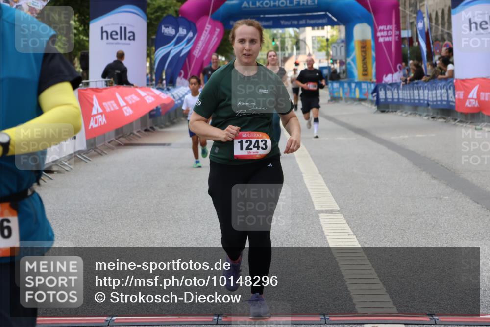 06.09.2026 - CURREX Alsterlauf Strokosch-Dieckow http://msf.ph/oto/10148296 06.09.2026 12:01:24 Ziel 1026, 1243 meine-sportfotos.de
